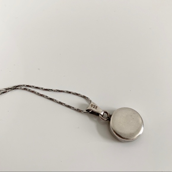 ❌SOLD ❌🍀 Lucky Necklace - Picture 2 of 2